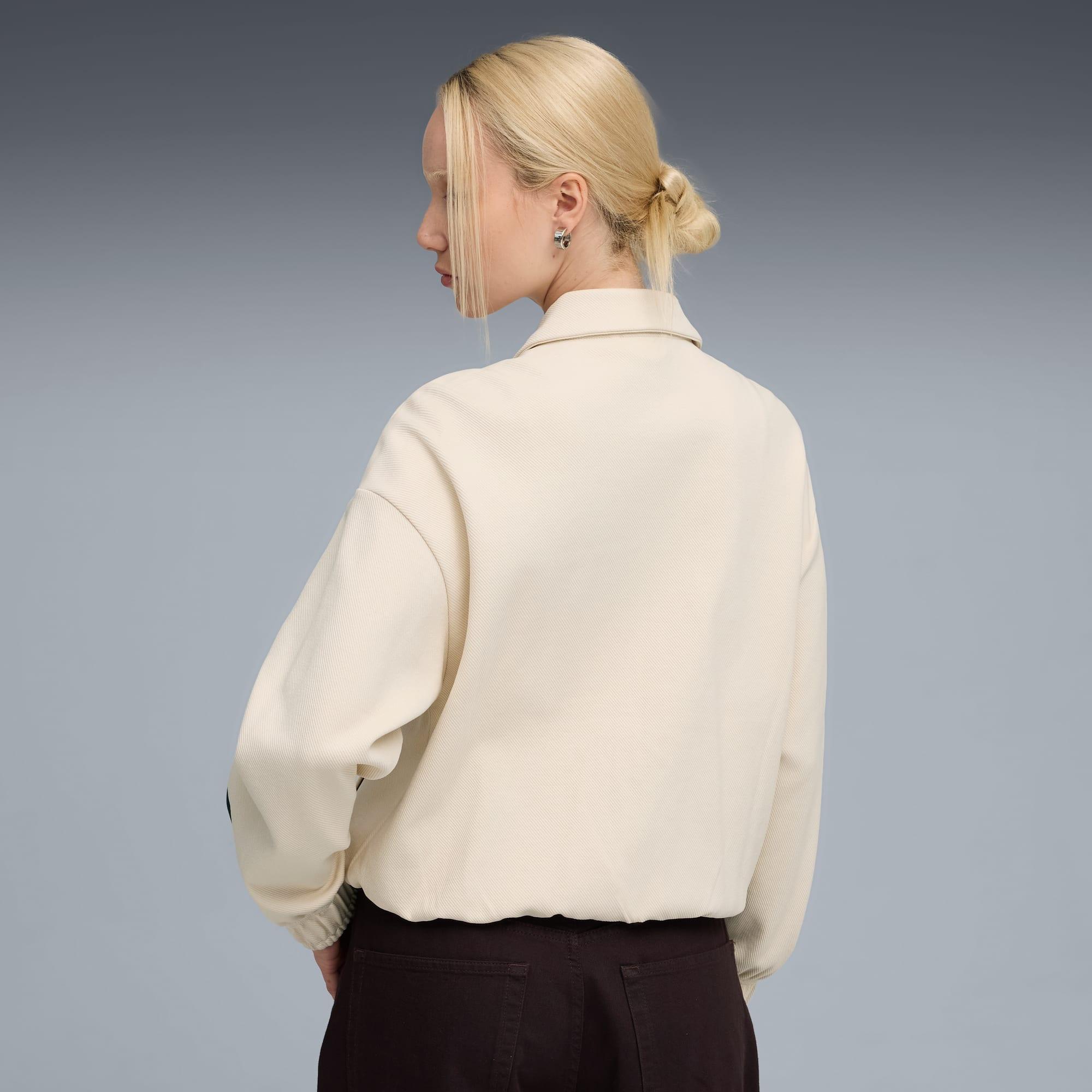 T7 Relaxed Track Jacket Women Product Image