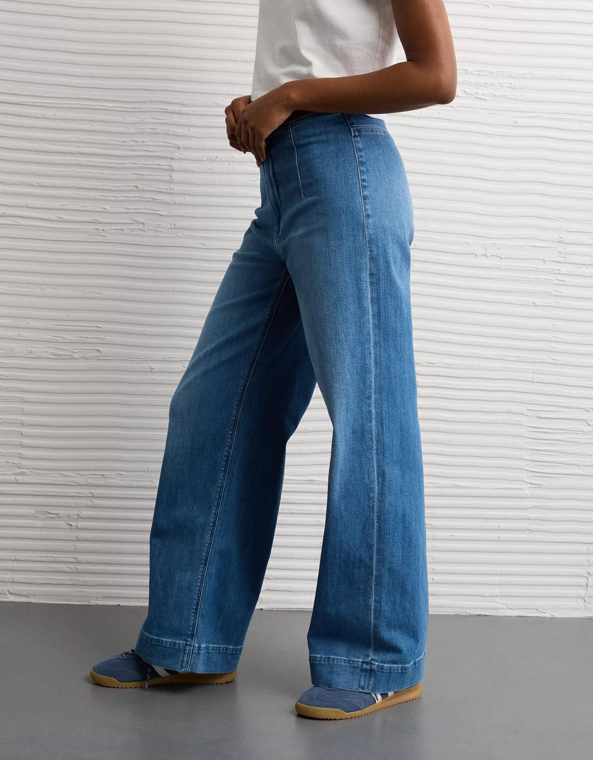 AE Dreamy Drape Stretch Super High-Waisted Baggy Wide-Leg Jean Product Image