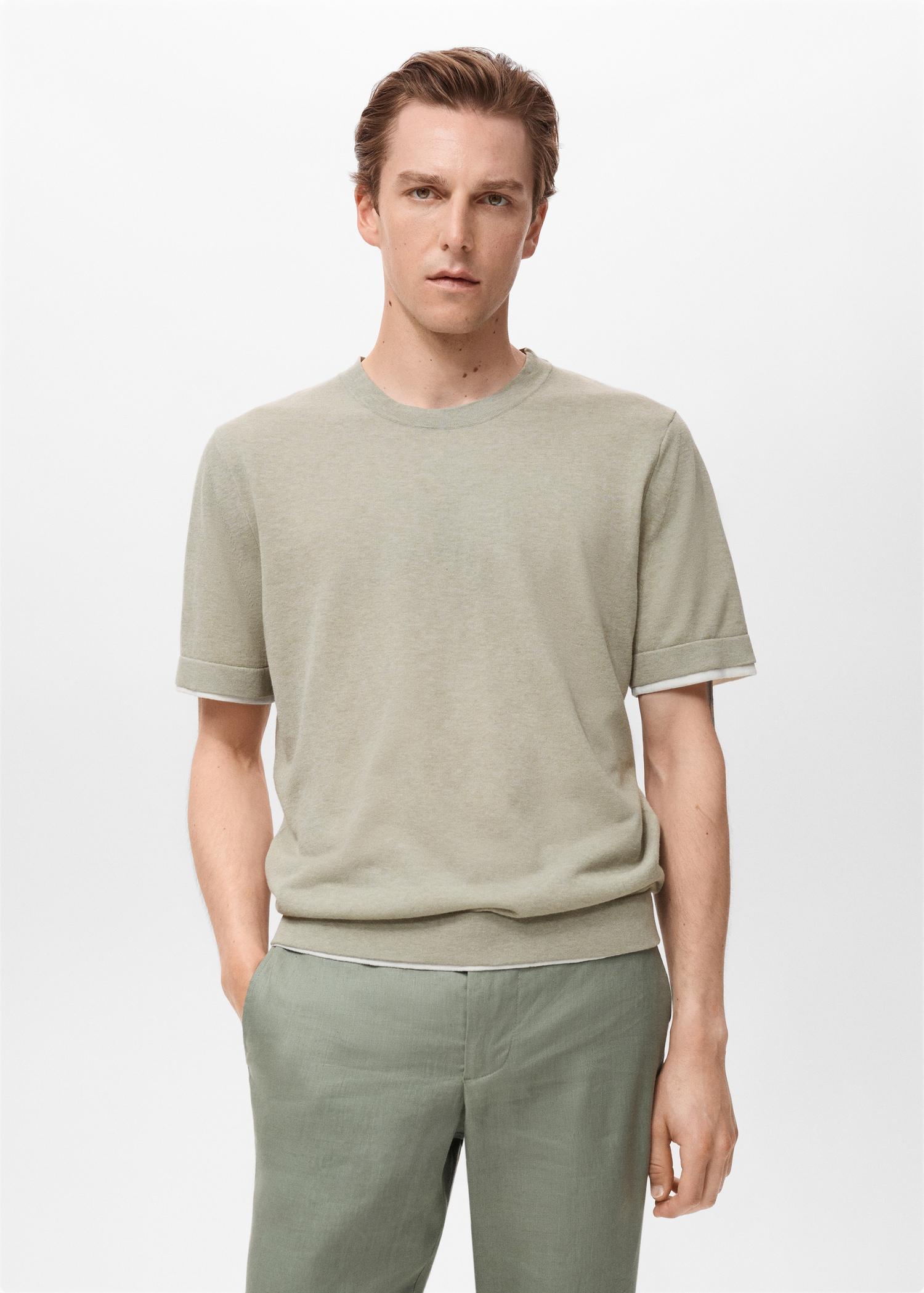 Contrasting cotton-blend T-shirt - Men | MANGO USA Product Image