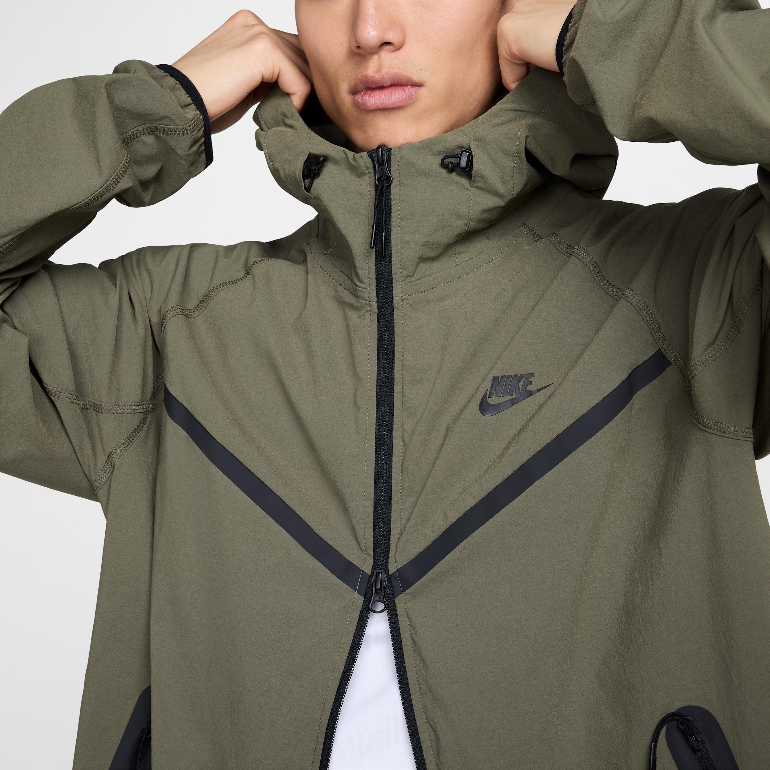 Nike Men's Tech Woven Jacket Product Image