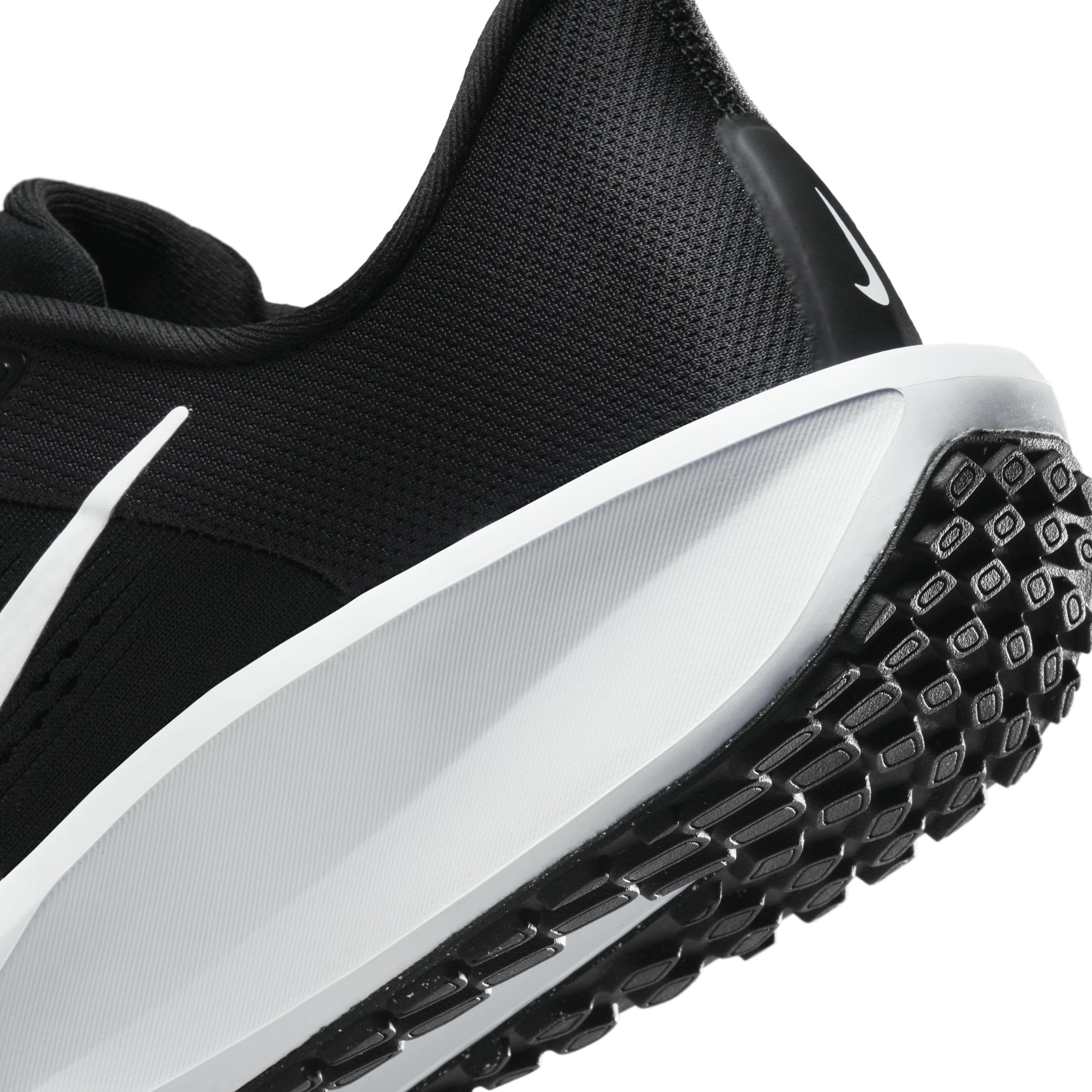 Nike Women's Quest 6 Road Running Shoes Product Image