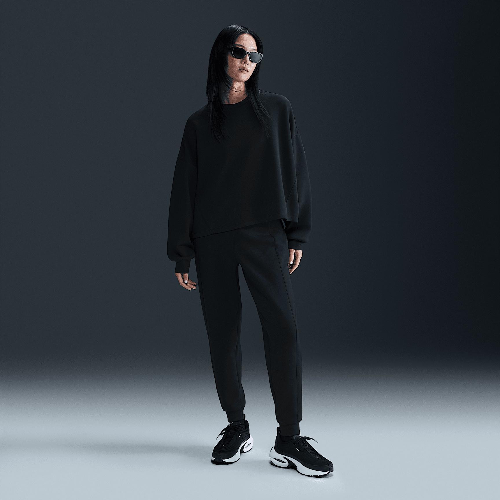 Nike Women's 24.7 ImpossiblySoft Dri-FIT Oversized Crew-Neck Top Product Image