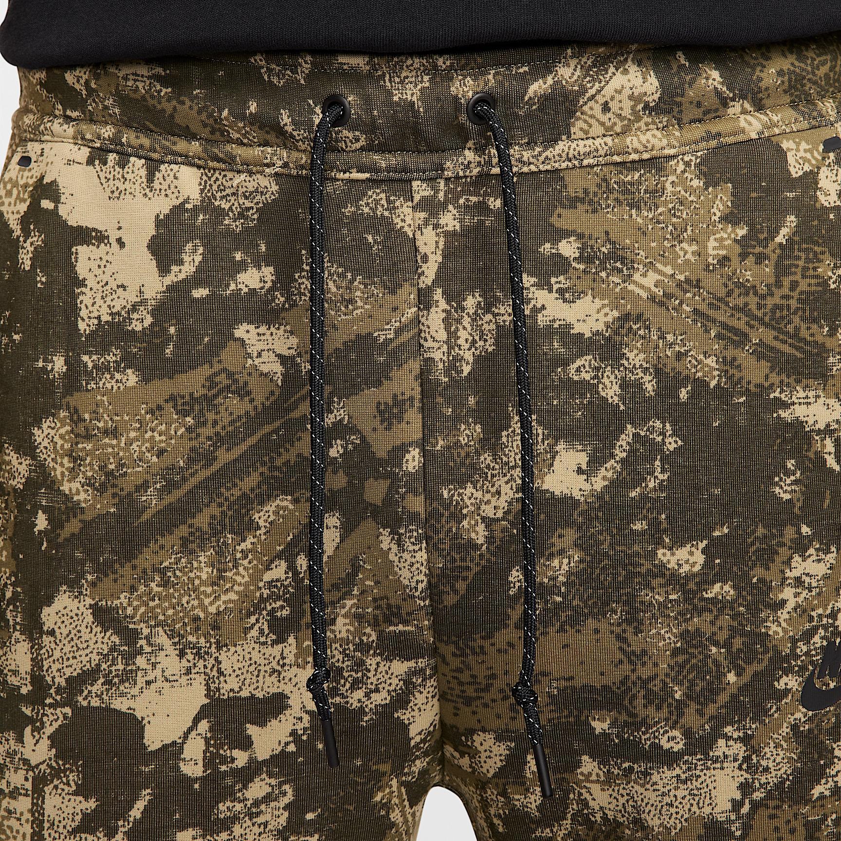 Nike Tech Men's Fleece Joggers Product Image