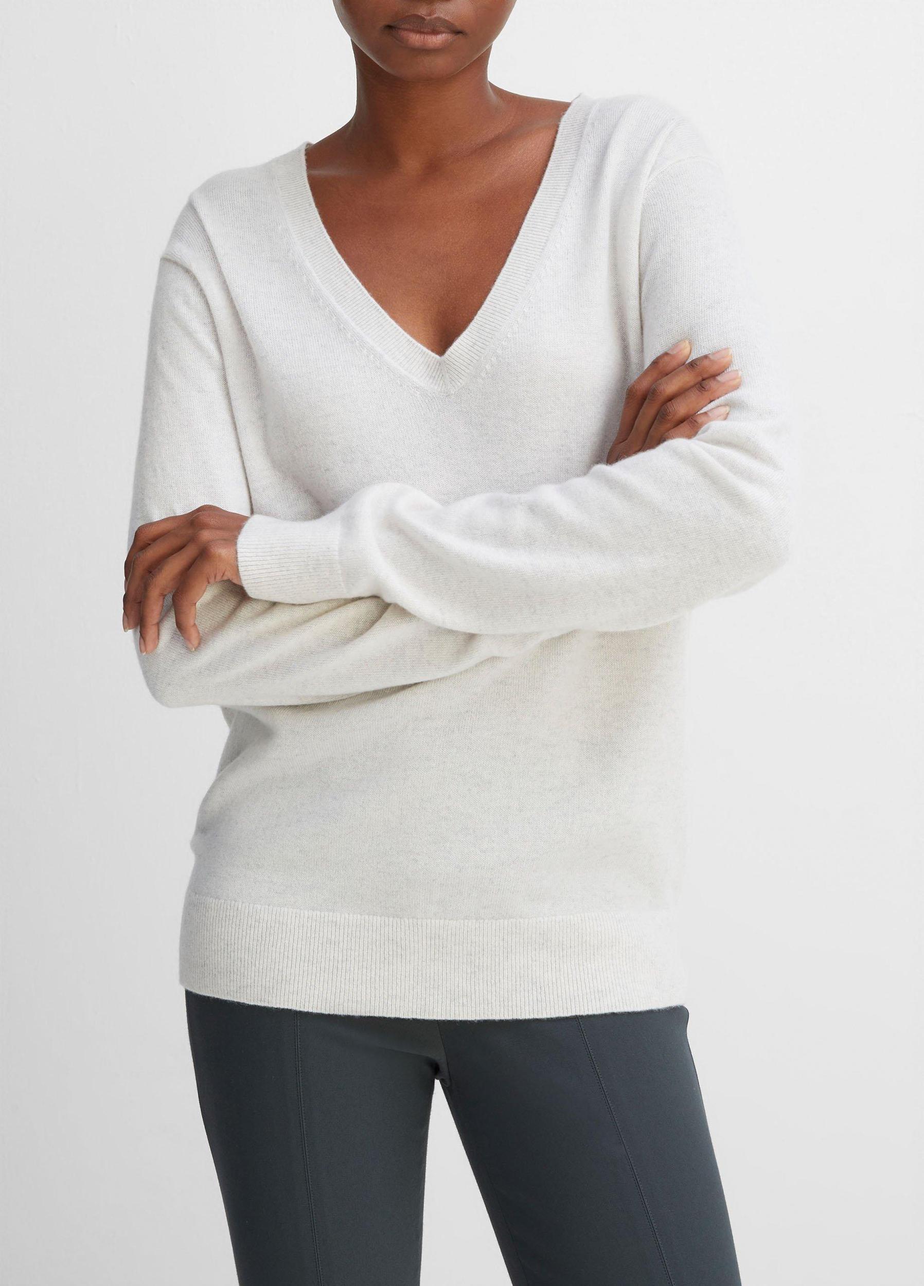 Womens Cashmere Weekend V-Neck Sweater, Camel, Size M Vince Product Image
