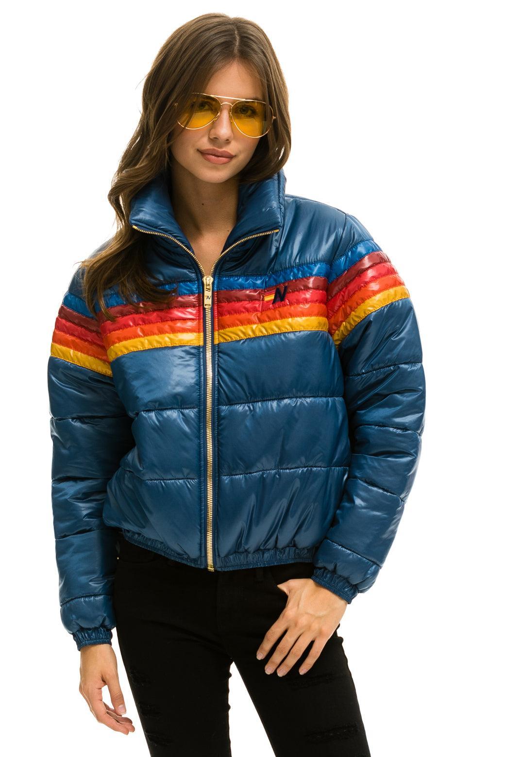 5 STRIPE LUXE APRES PUFFER JACKET - GLOSSY DARK BLUE Female Product Image