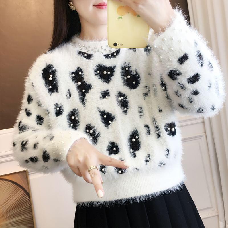 Round Neck Leopard Print Faux Pearl Accent Fluffy Crop Sweater Product Image