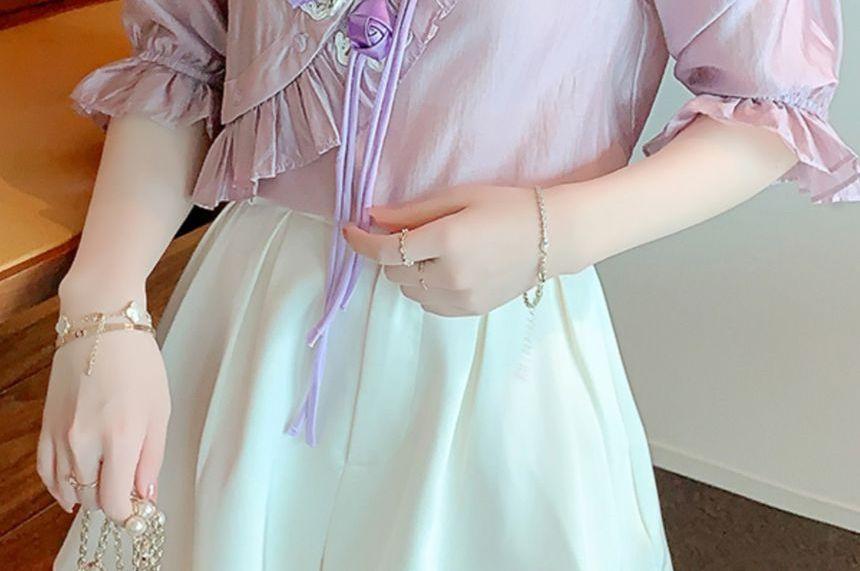 Puff-Sleeve Plain Flower Detail Blouse Product Image