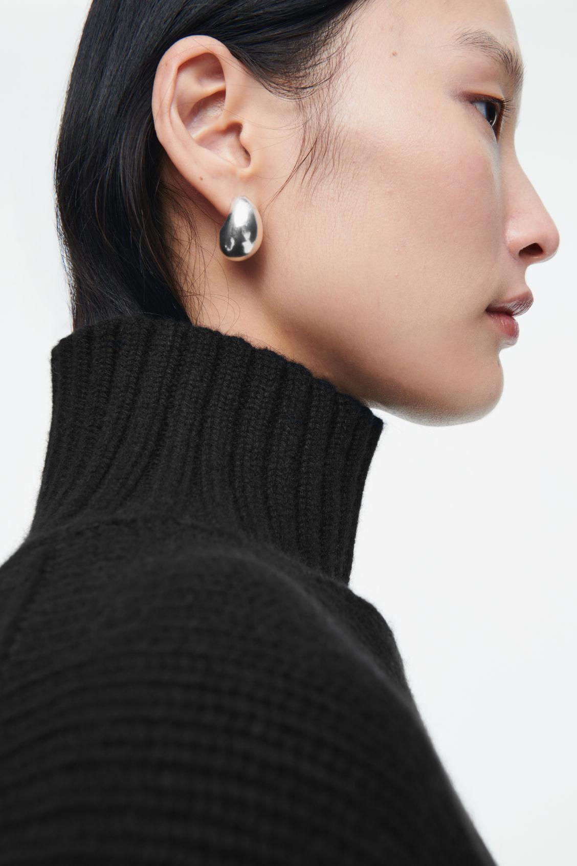 CHUNKY PURE CASHMERE TURTLENECK SWEATER Product Image