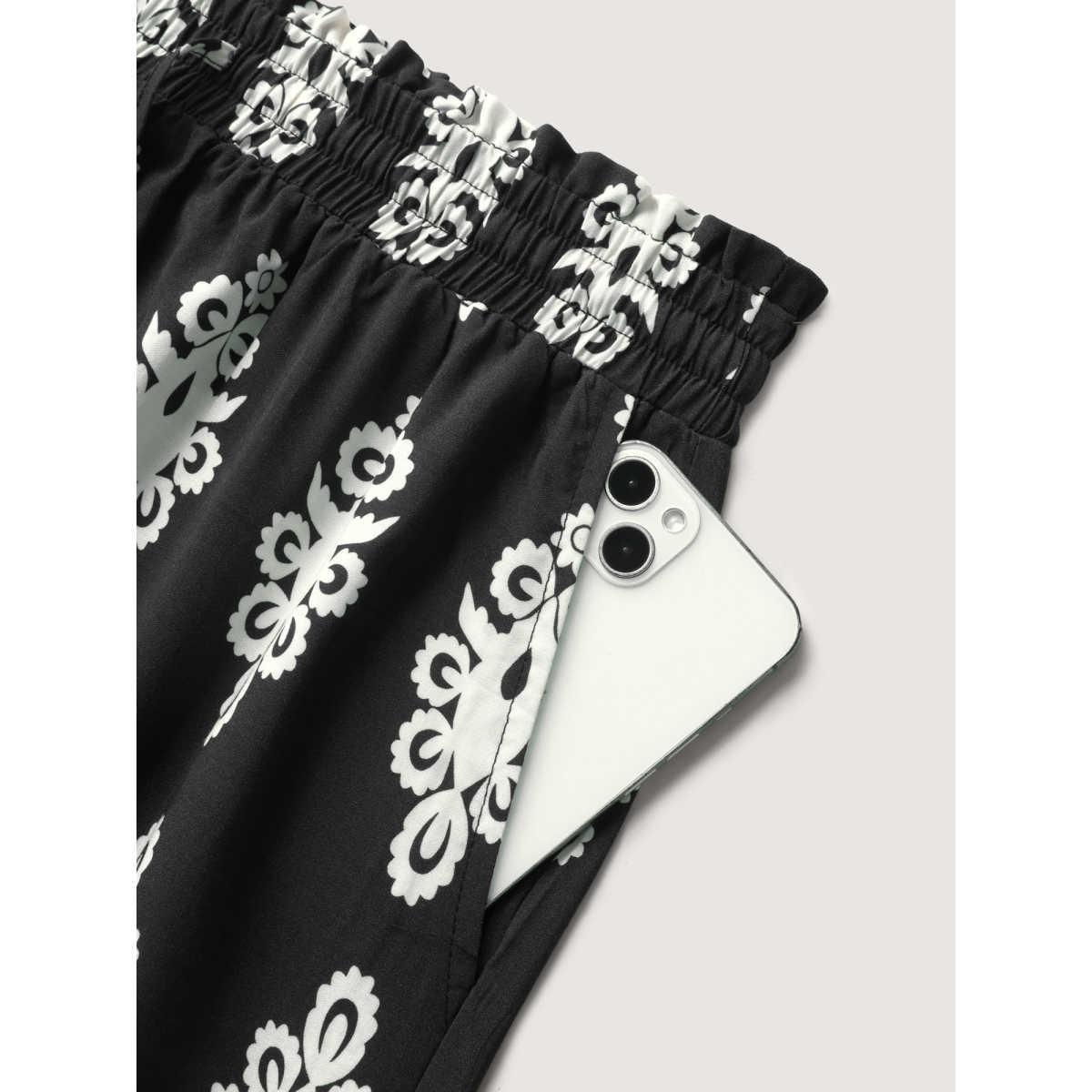 Plus Size Boho Print Wide-Leg Shorts Women BlackFlower Resort Contrast Wide Leg Vacation Shorts BloomChic 14-16/1X Product Image
