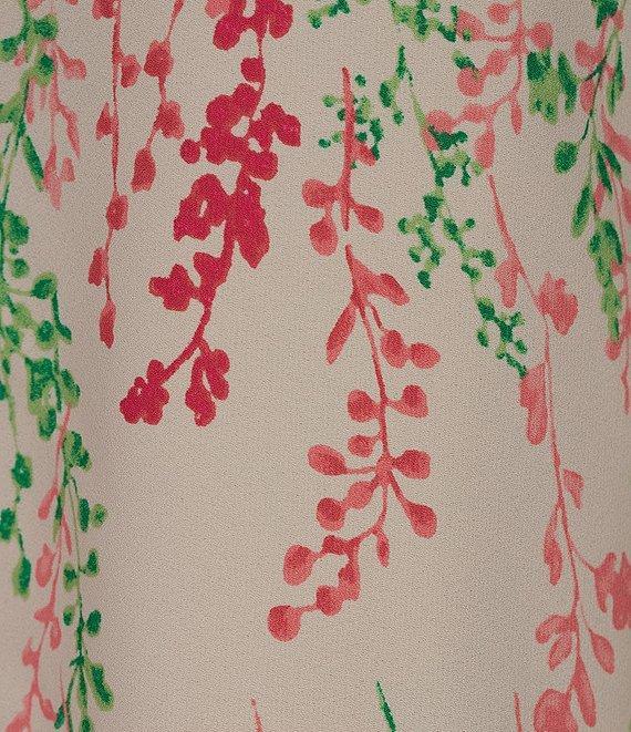 Investments Plus Size Caroline Signature Cascading Vines V-Neck 3/4 Sleeve Button Front Top Product Image