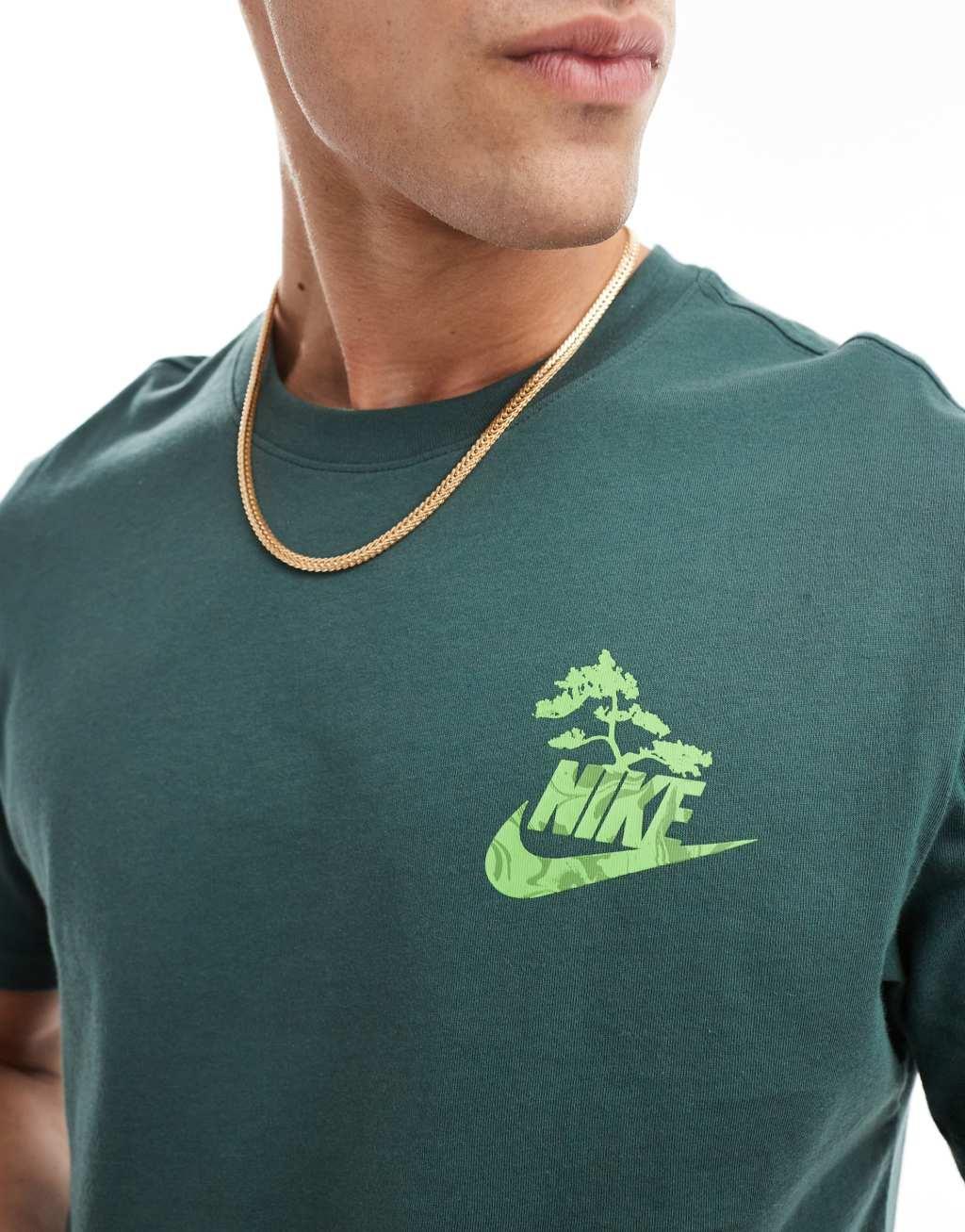 Nike Slow Your Sole graphic graphic t-shirt in dark green Product Image
