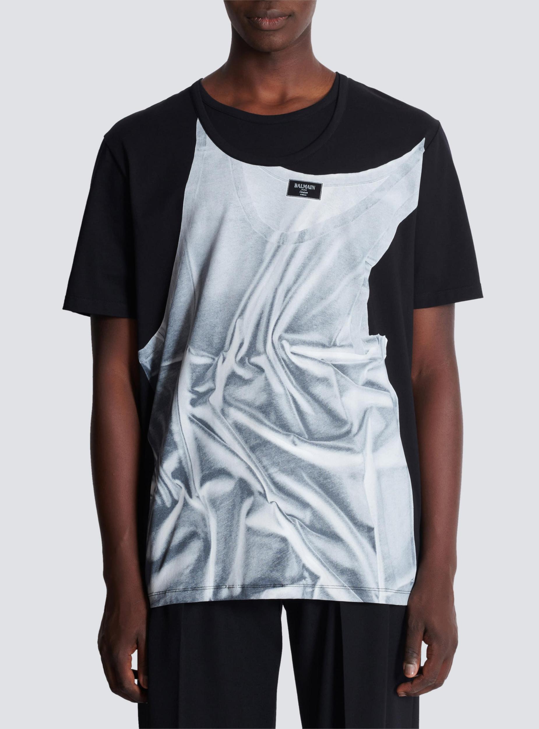 T-shirt with tank top print Product Image