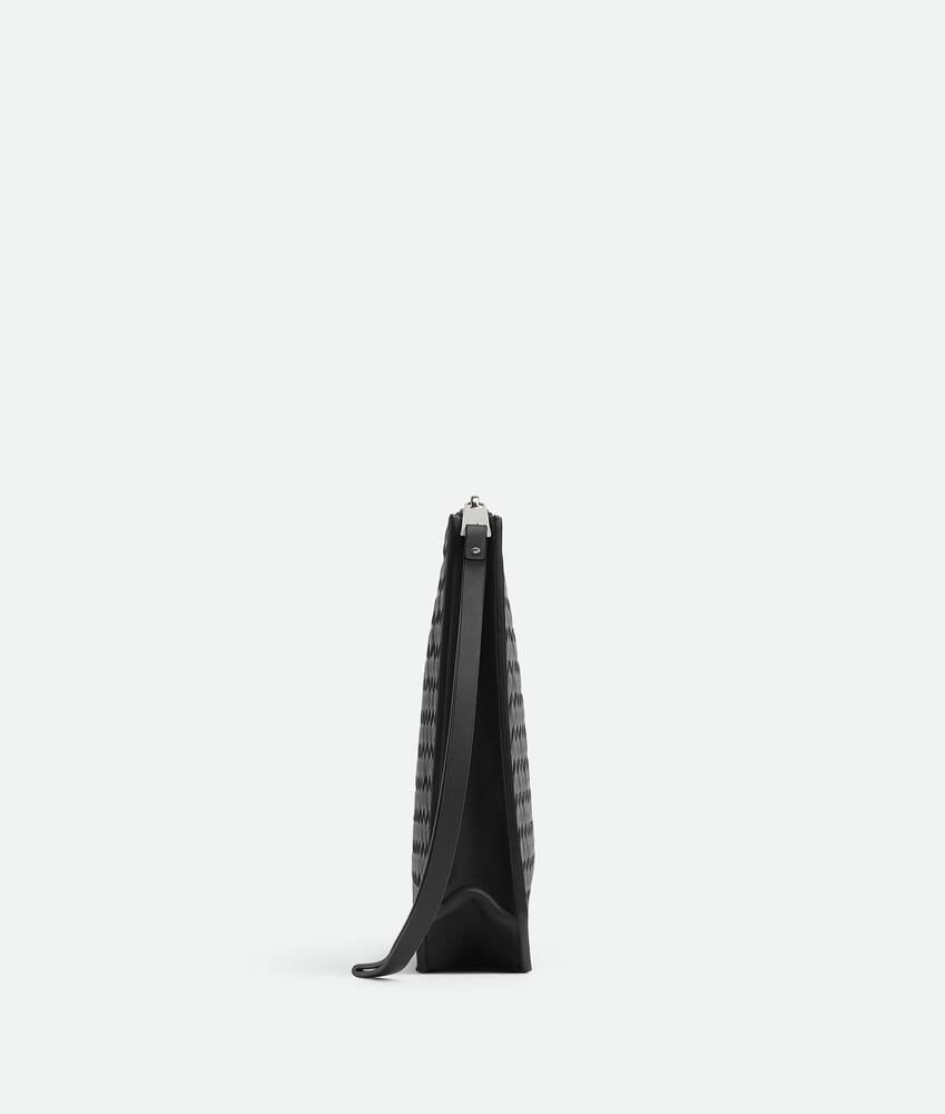 Men's Intrecciato Piccolo Standing Pouch in Black Product Image