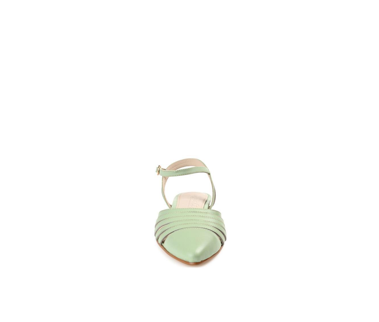 Women's Journee Signature Dexie Flats Product Image