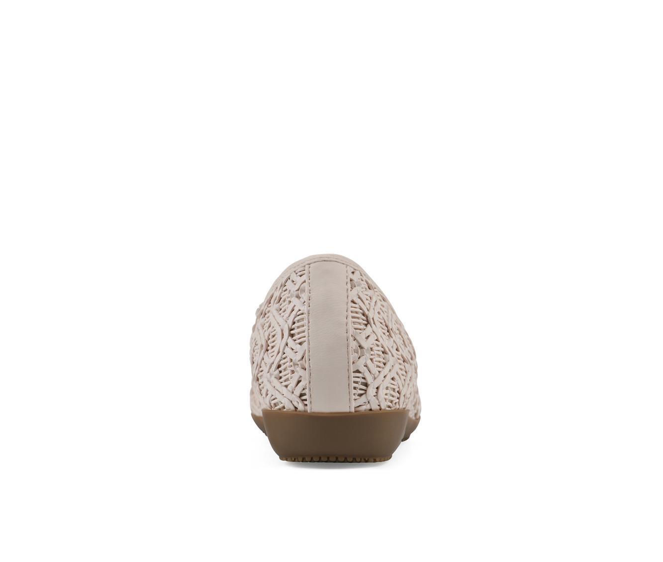 Women's Cliffs by White Mountain Cariann Flats Product Image