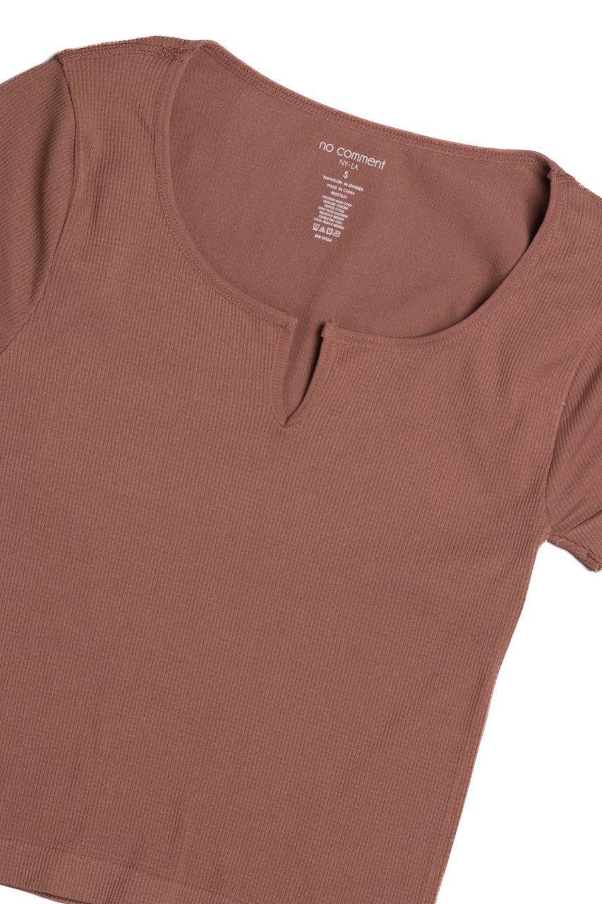 Brown Short Sleeve Seamless Notched Tee Product Image