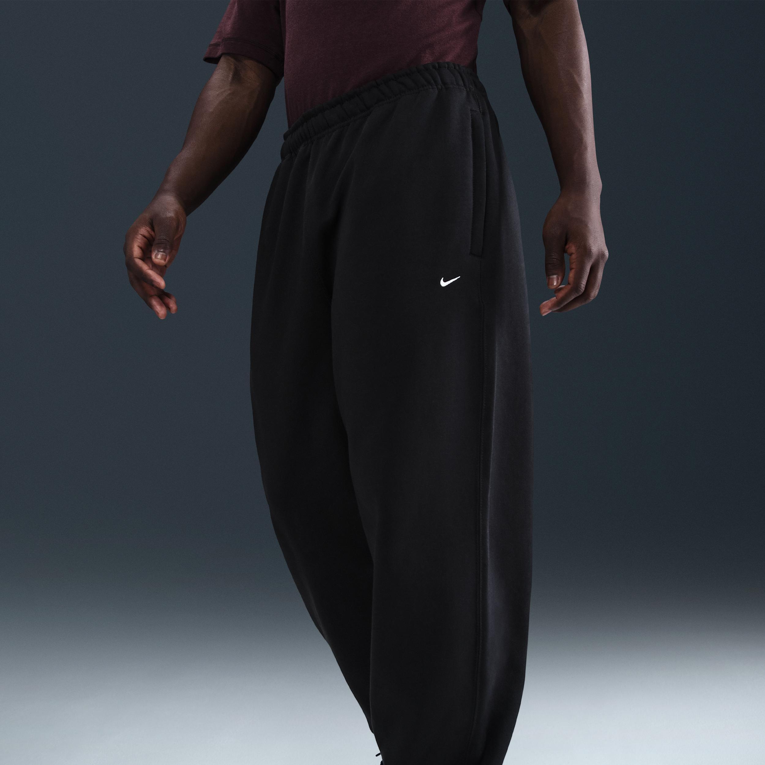 Nike Men's Solo Swoosh Cuffed Fleece Pants Product Image