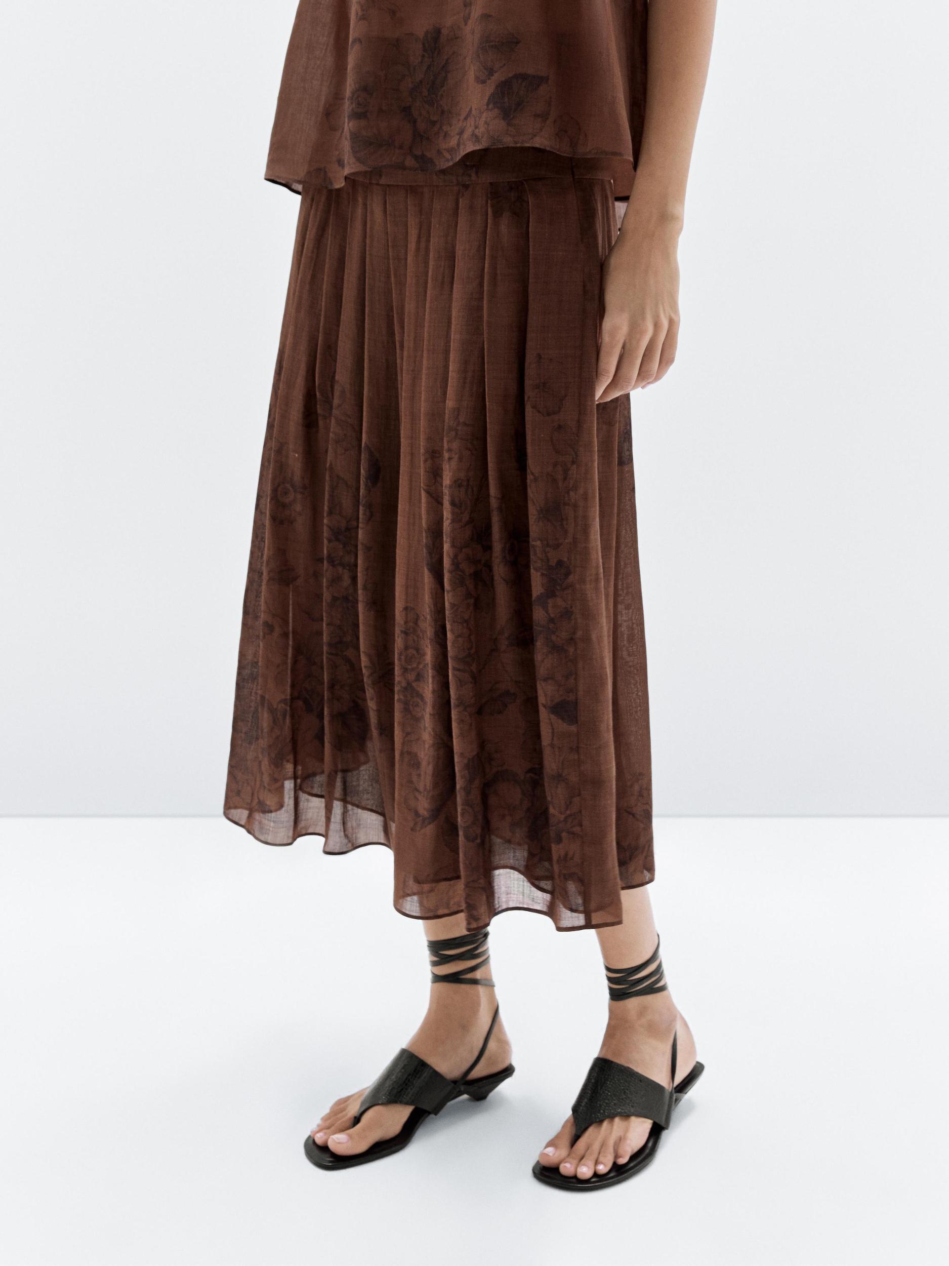 Flared floral print midi skirt Product Image