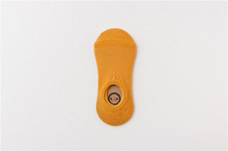 Plain No Show Socks Product Image