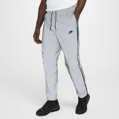 Nike Men's Tech Woven Flash Pants Product Image
