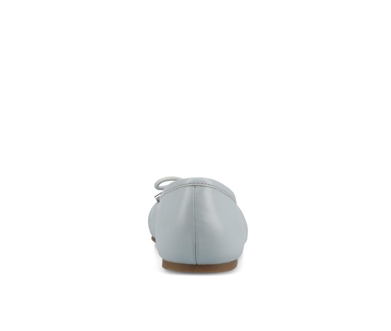 Women's Journee Collection Callee Flats Product Image