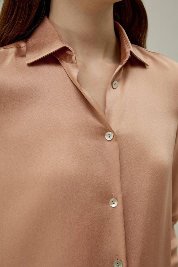 Minimalist Placket Silk Blouse with Shell Buttons Product Image