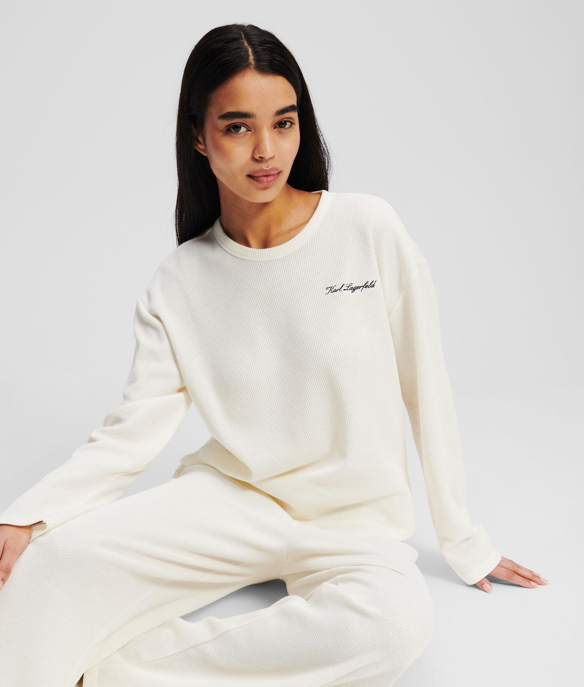 HOTEL KARL PAJAMA SET Product Image