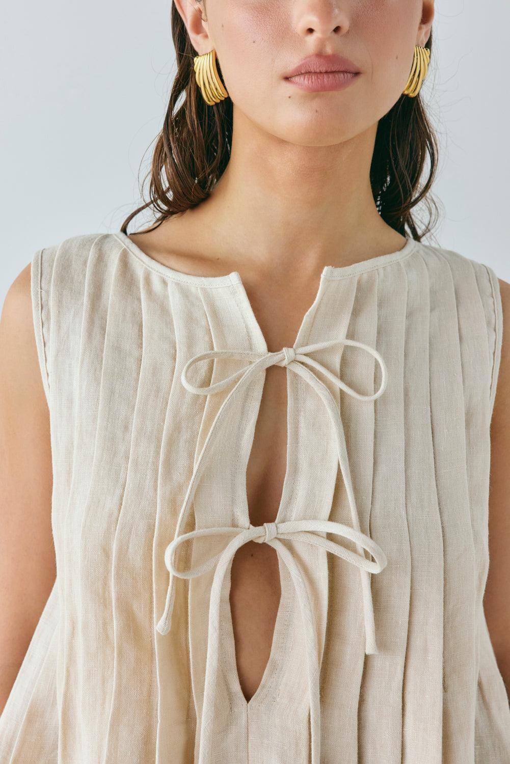 Valeria Linen Top Oatmeal Product Image