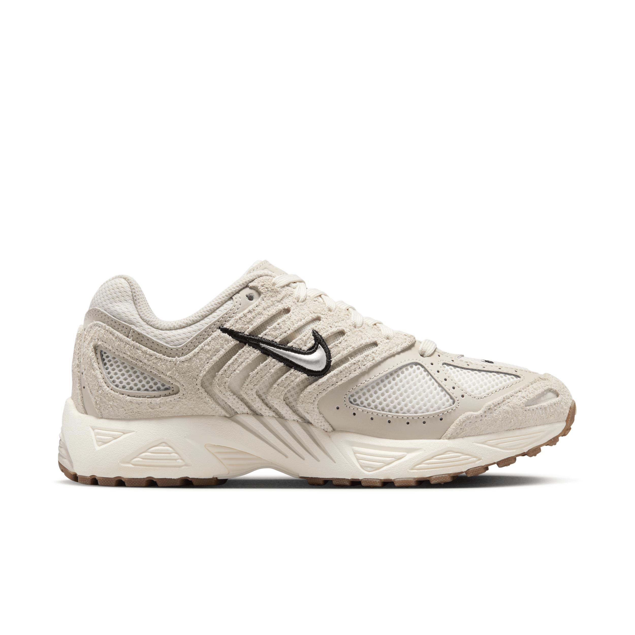 Nike Women's Air Pegasus 2005 Shoes Product Image