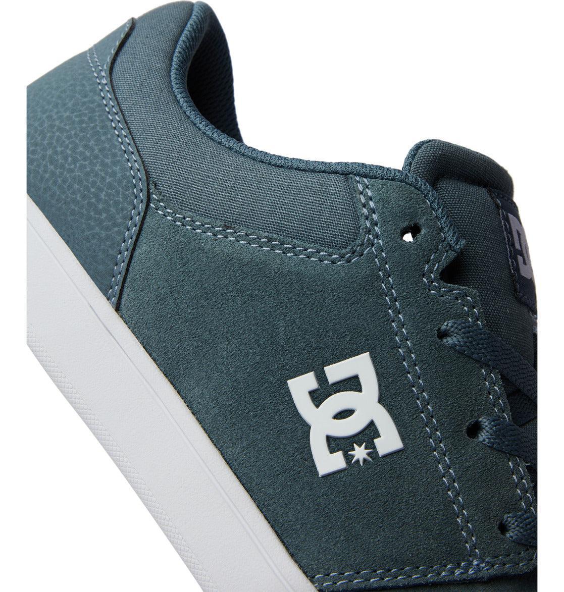 Men's Crisis 2 Shoes Male Product Image