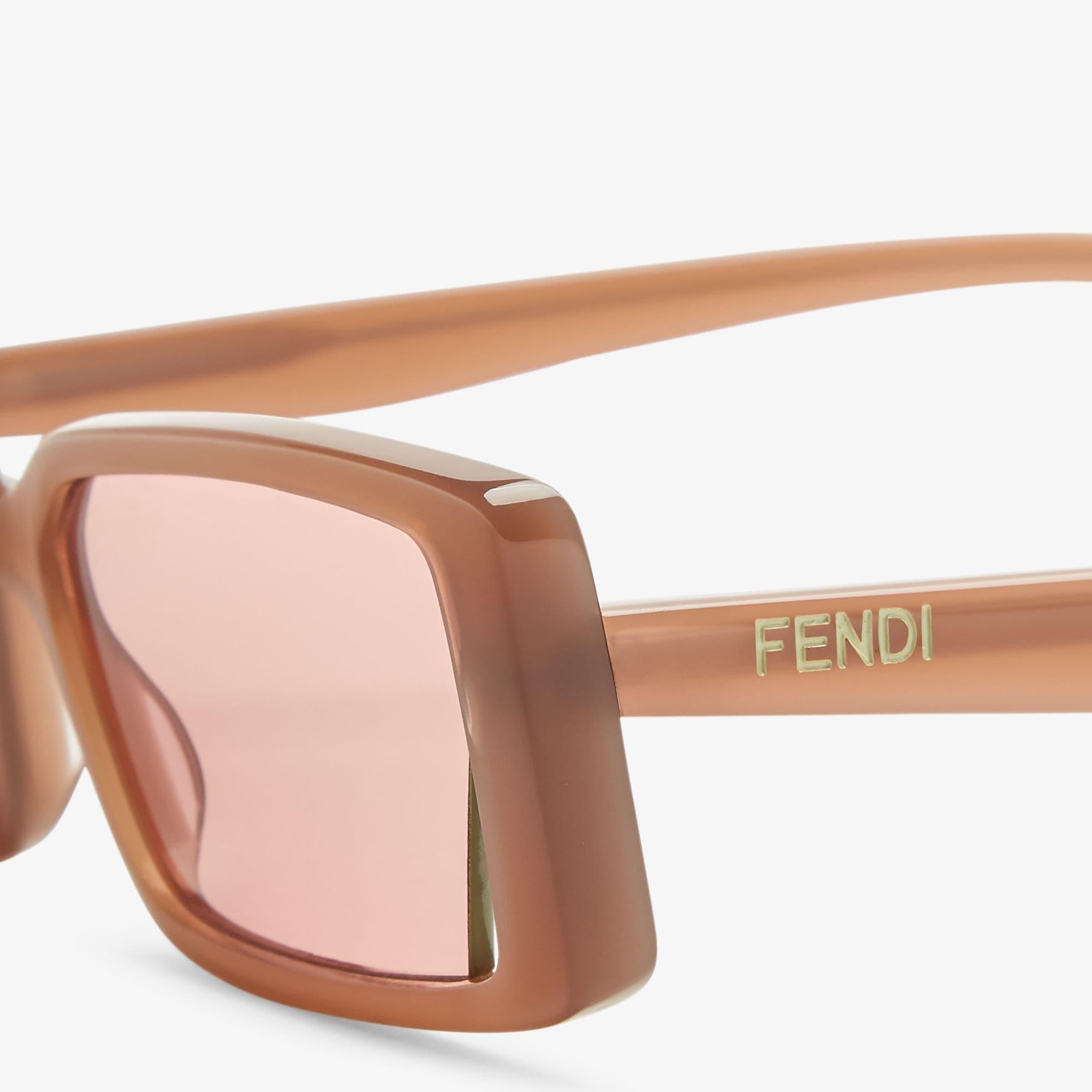 Fendi WayCaramel brown acetate sunglasses Product Image