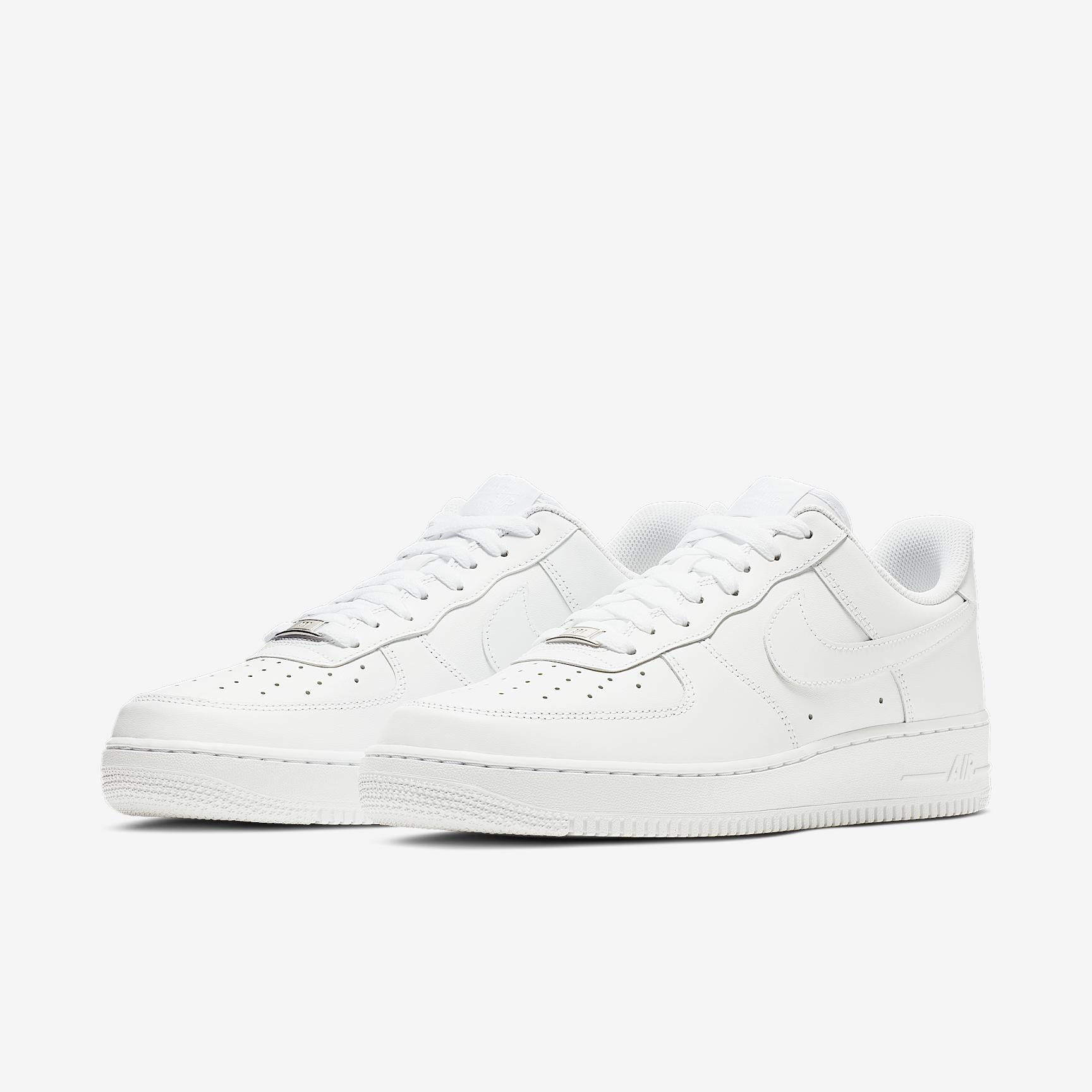 Nike Men's Air Force 1 '07 Shoes Product Image
