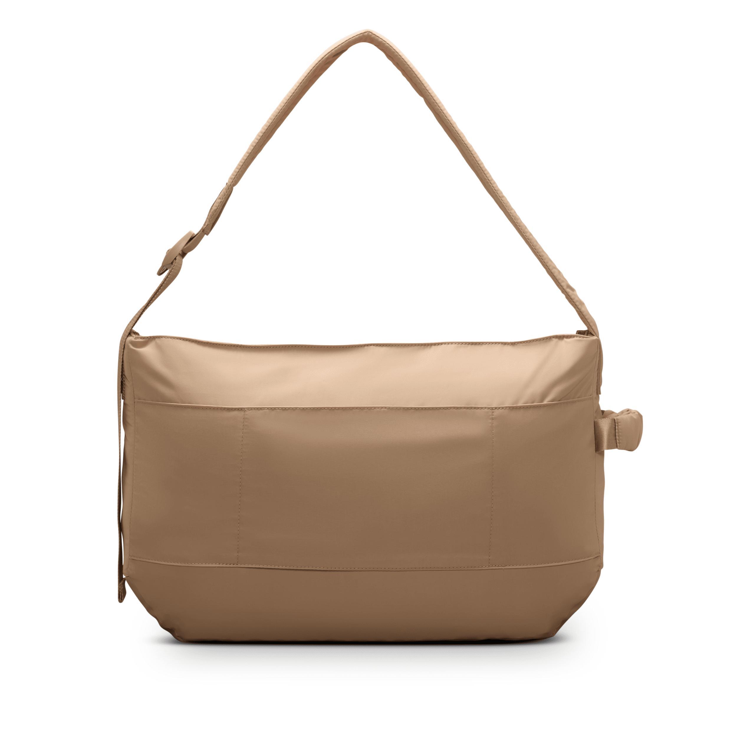 Nike One Tote Bag (25L) Product Image