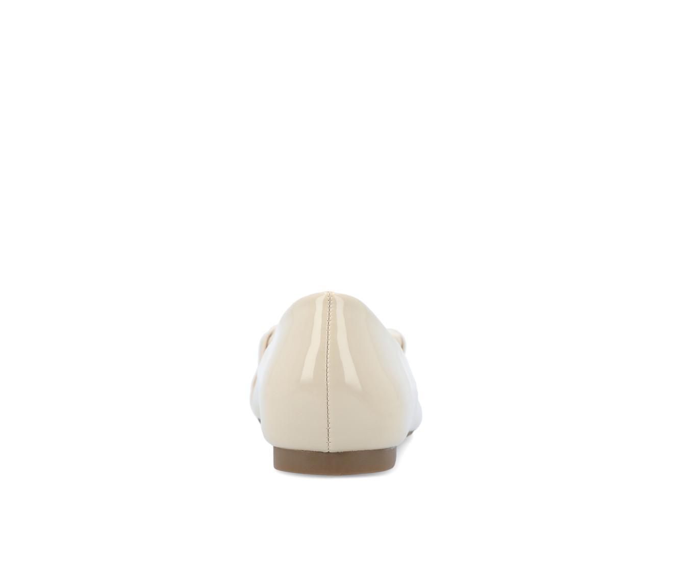 Women's Journee Collection Clareene Flats Product Image