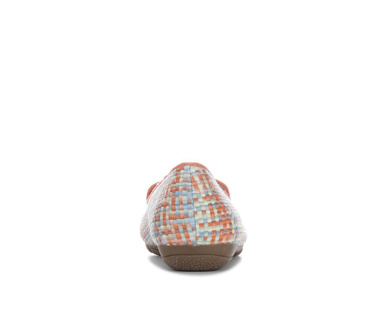 Women's Cliffs by White Mountain Gutsy Loafers Product Image