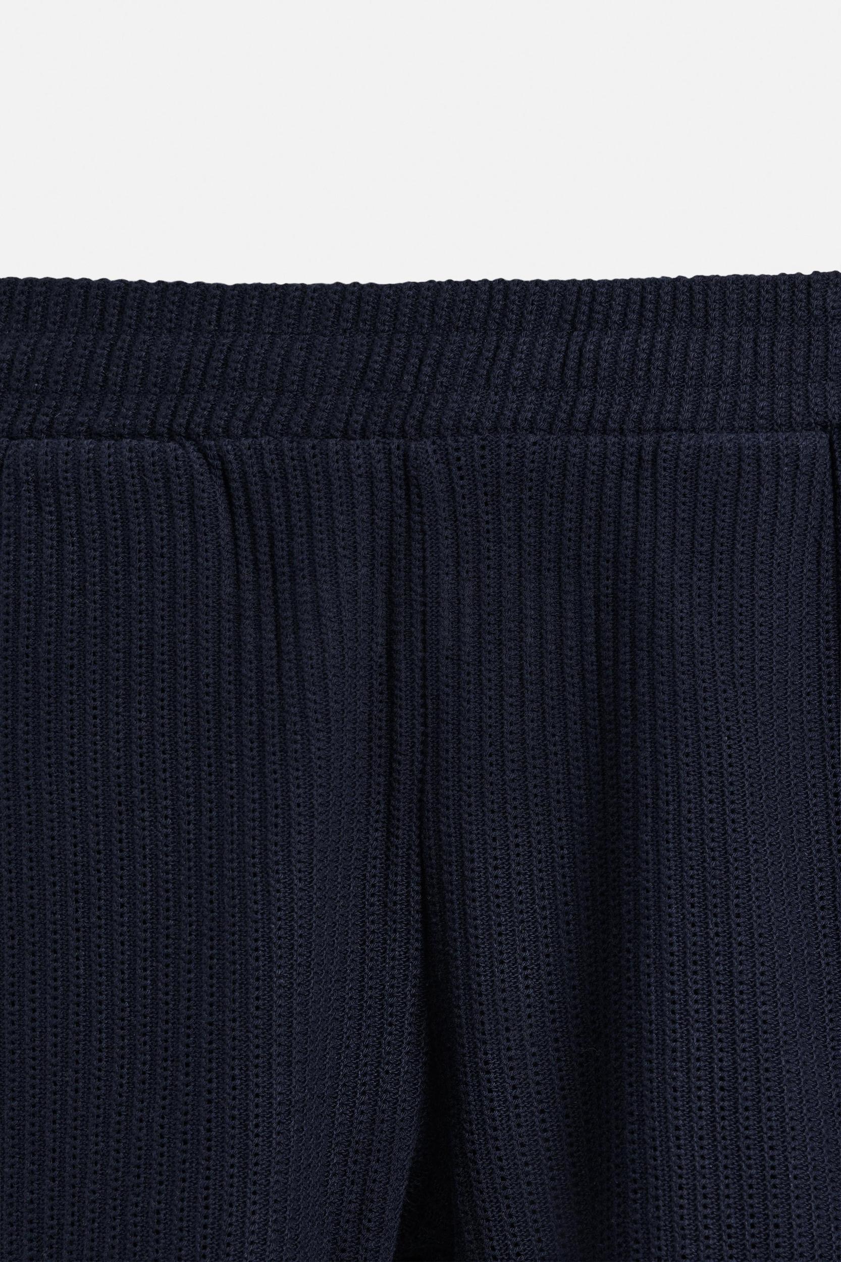 OPEN WEAVE TEXTURED SHORTS Product Image