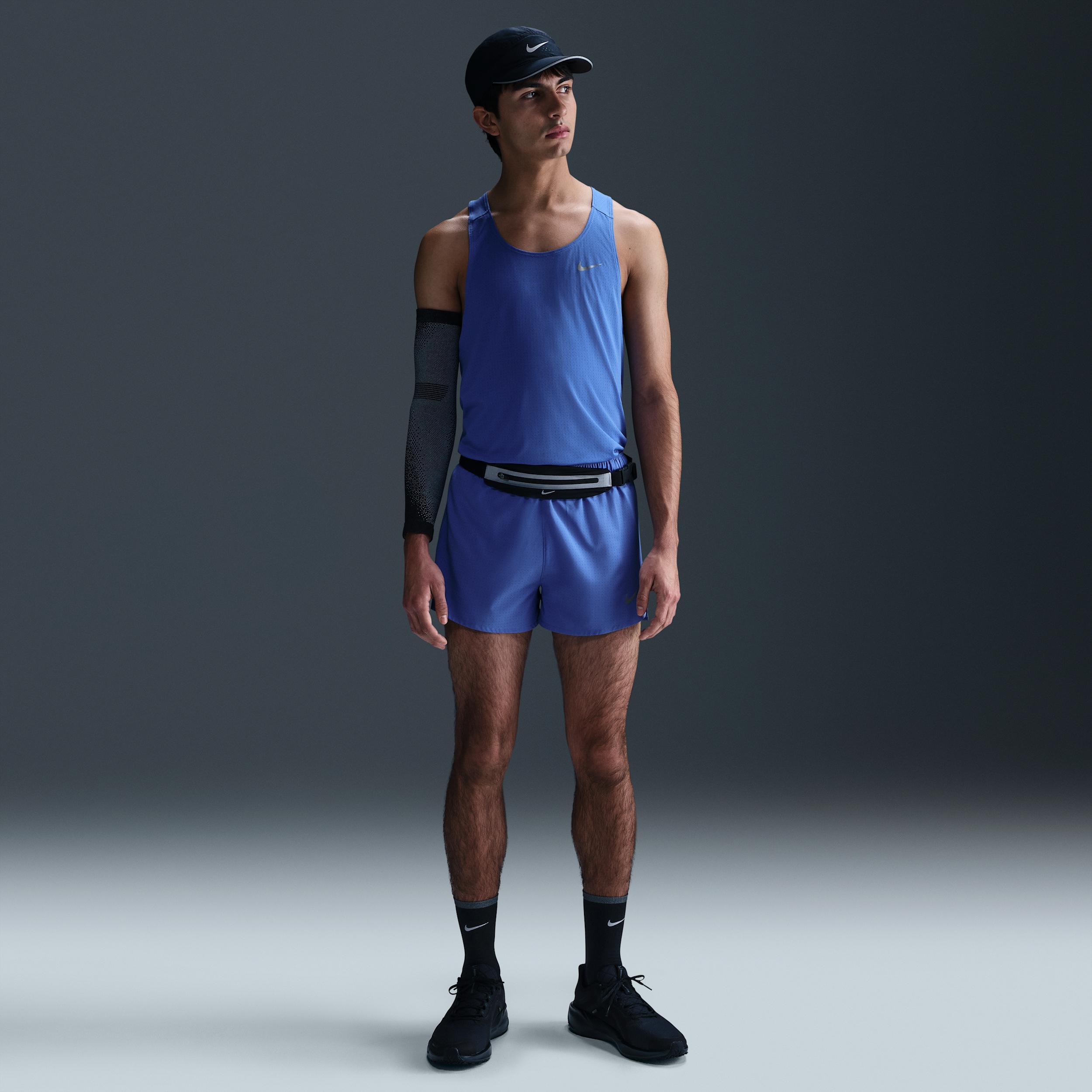 Nike Men's Fast Dri-FIT Running Singlet Product Image