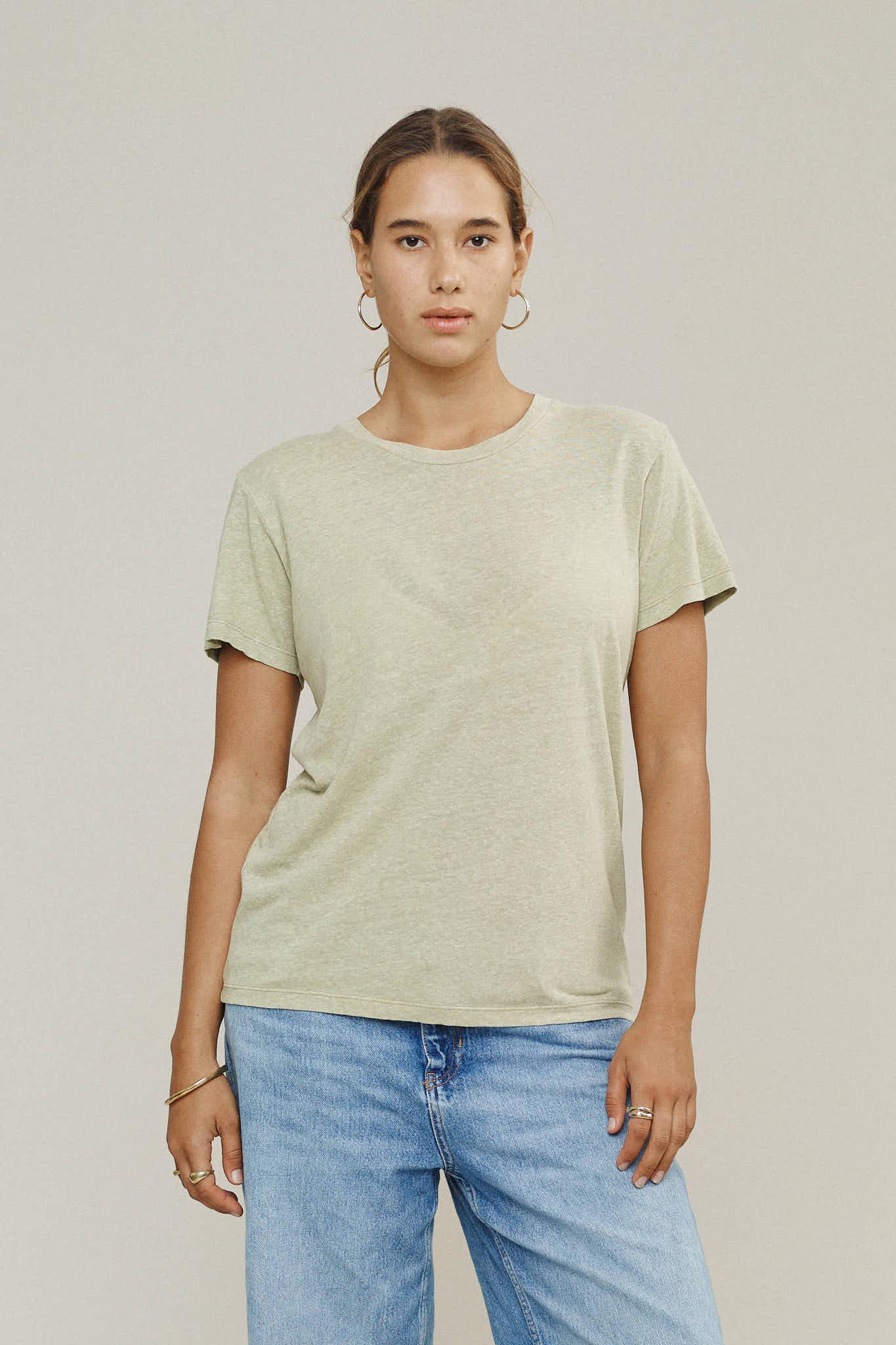 Heathered Lorel Tee Female Product Image