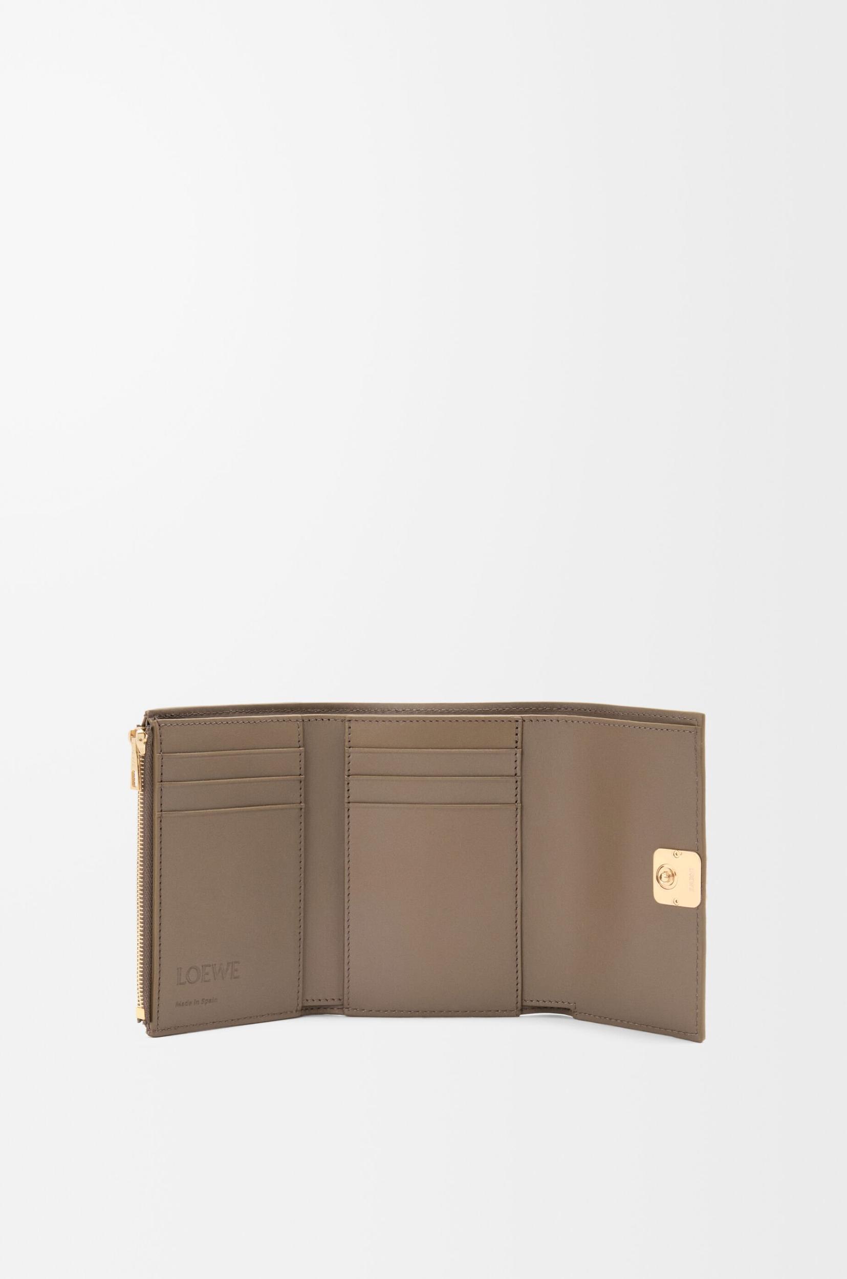 Anagram small vertical wallet in pebble grained calfskin Product Image