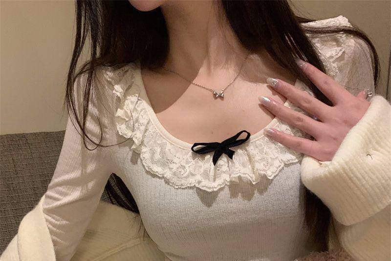 Long Sleeve Scoop Neck Plain Ruffle Lace Trim Tee Product Image