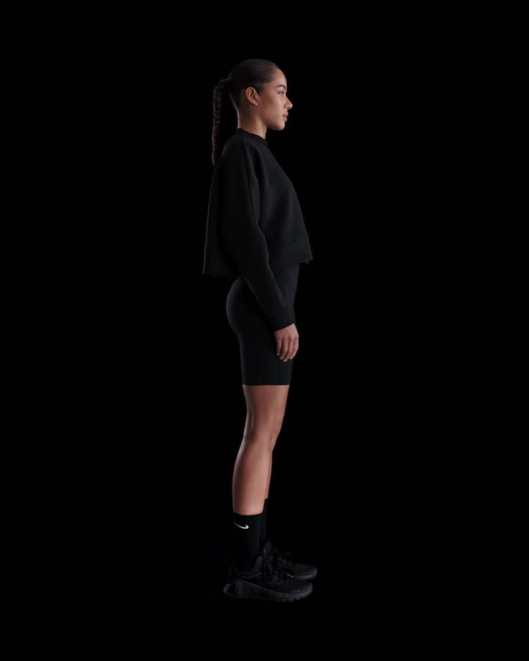 Nike Women's Prima Dri-FIT Oversized Crew-Neck Cropped Top Product Image