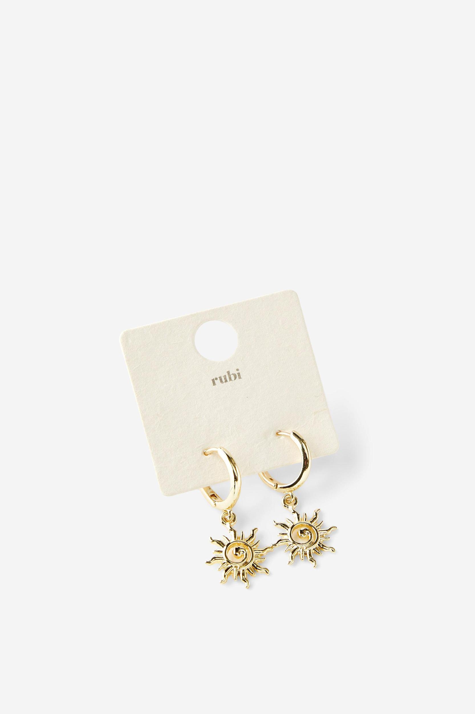 Huggie Hoop Earring Product Image