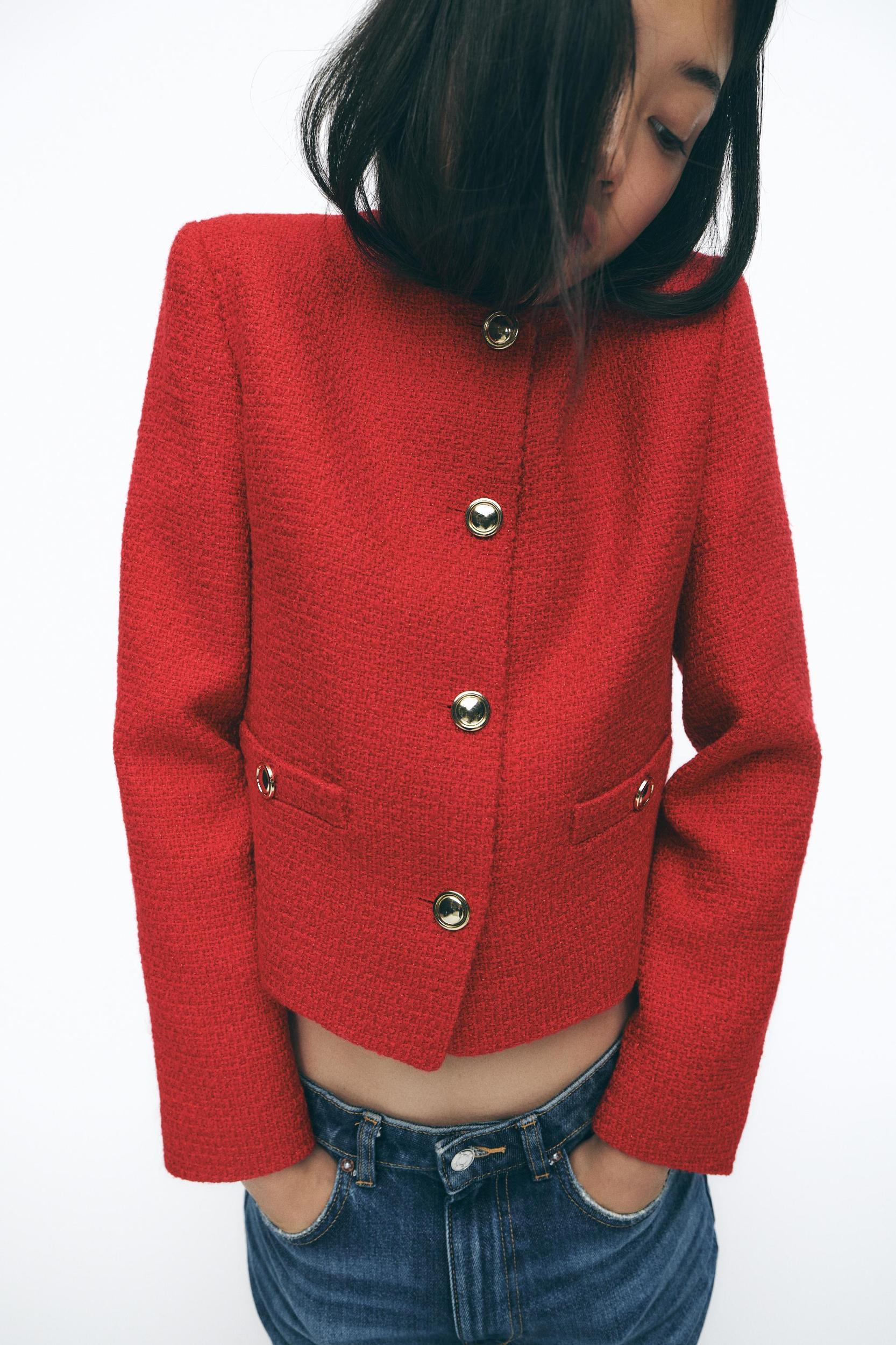 GOLDEN BUTTON STRUCTURED BLAZER Product Image