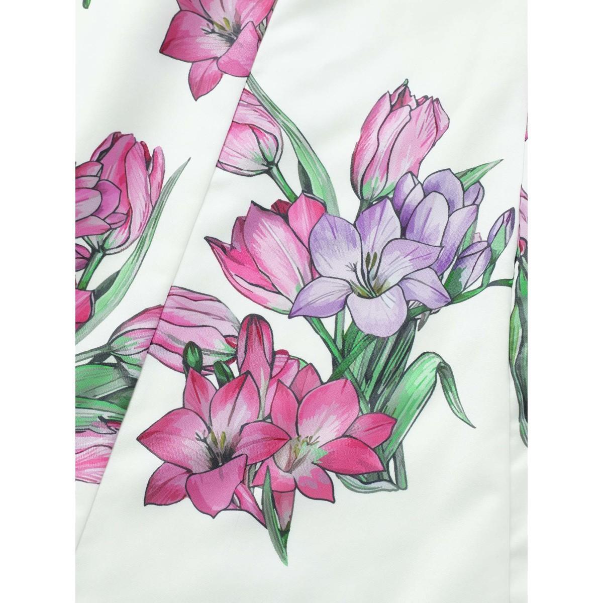 Plus Size Floral Print Patchwork Pocket Spaghetti Strap Dress White Women Elegant Printed Spaghetti Strap Sleeveless Curvy Midi Dress BloomChic 28/5X Product Image