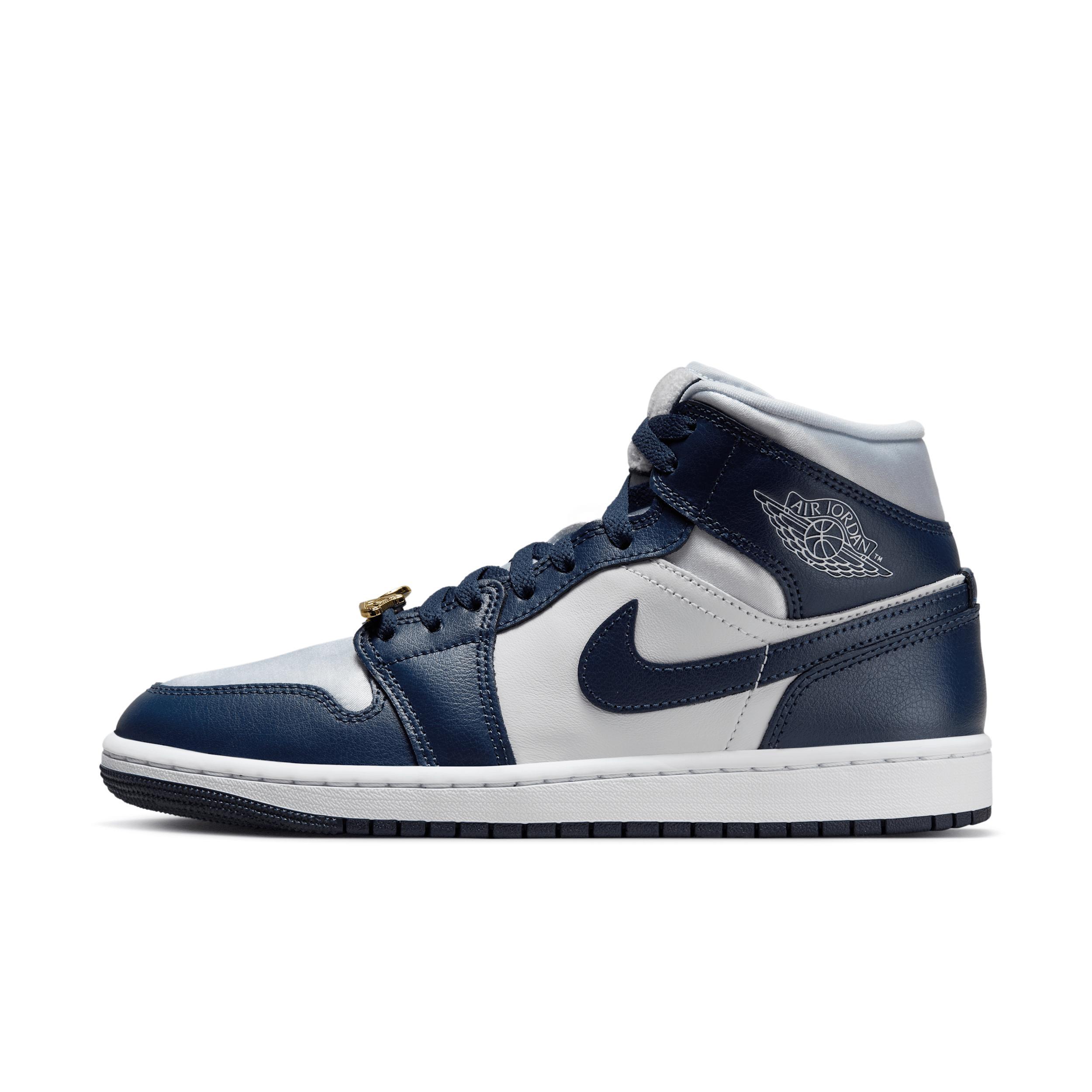 Womens Air Jordan 1 Mid SE Shoes Product Image