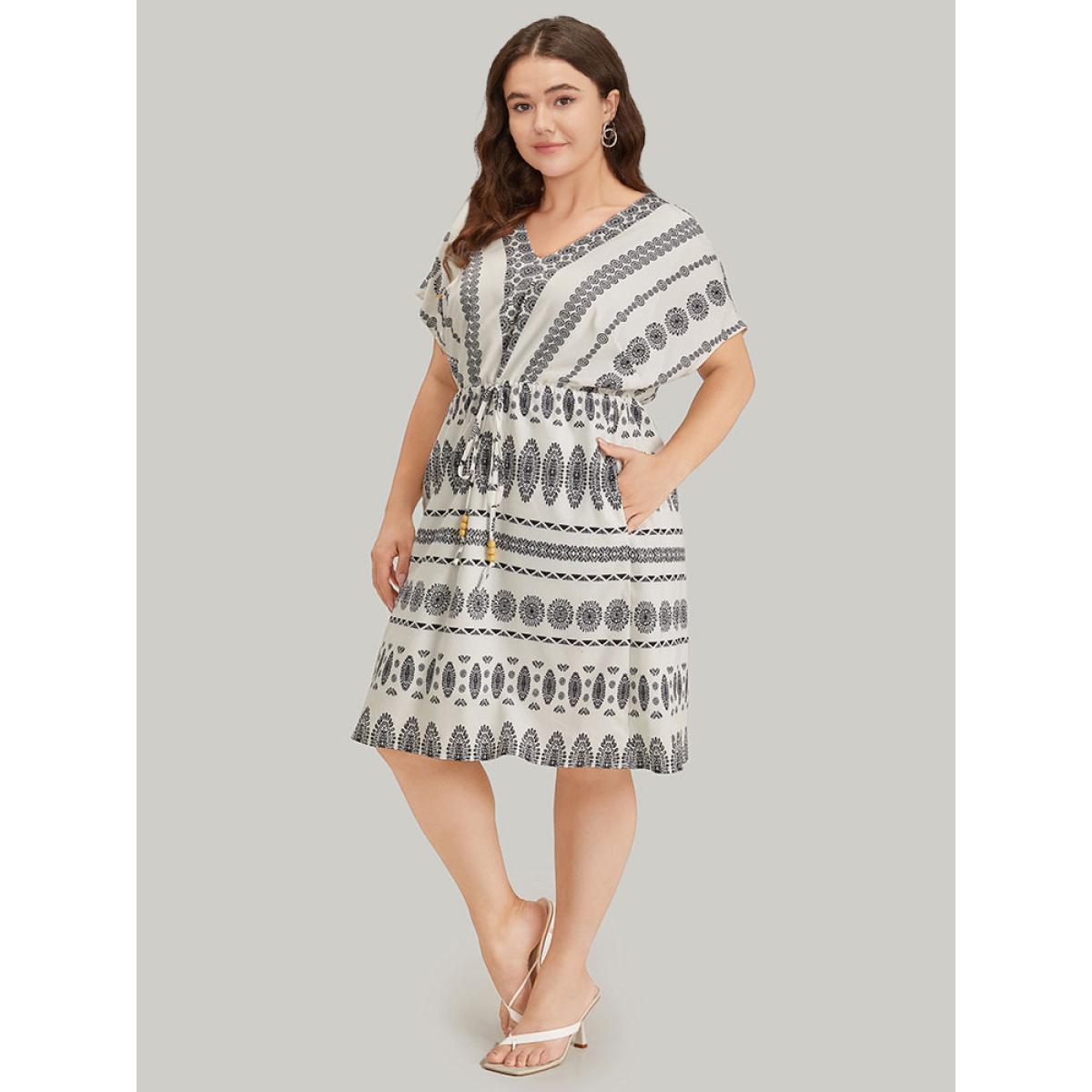 Plus Size Boho Print V Neck Dolman Sleeve Drawstring Dress White Women Vacation Elastic Waist V-neck Short sleeve Curvy Knee Dress BloomChic 18-20/2X Product Image