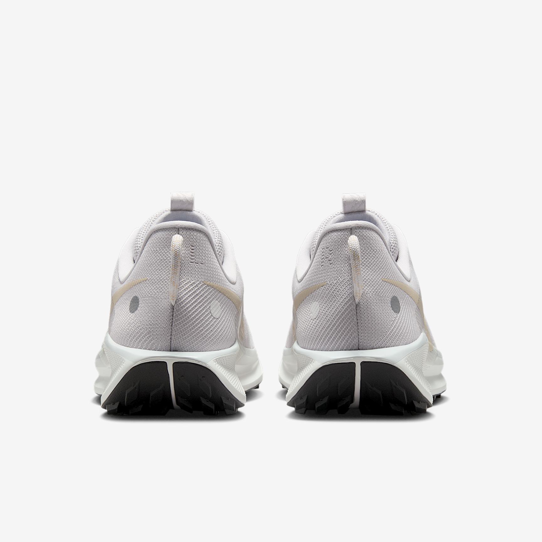 Nike Men's Pegasus Trail 5 Trail Running Shoes Product Image