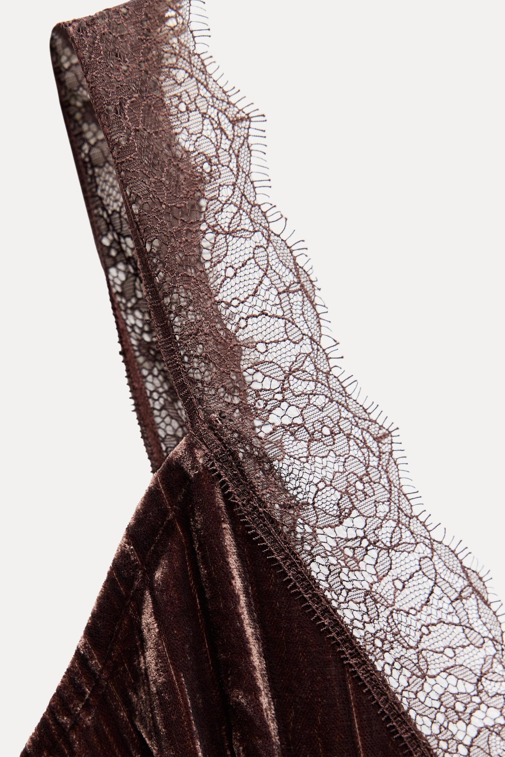 VELVET LACE MIDI DRESS Product Image