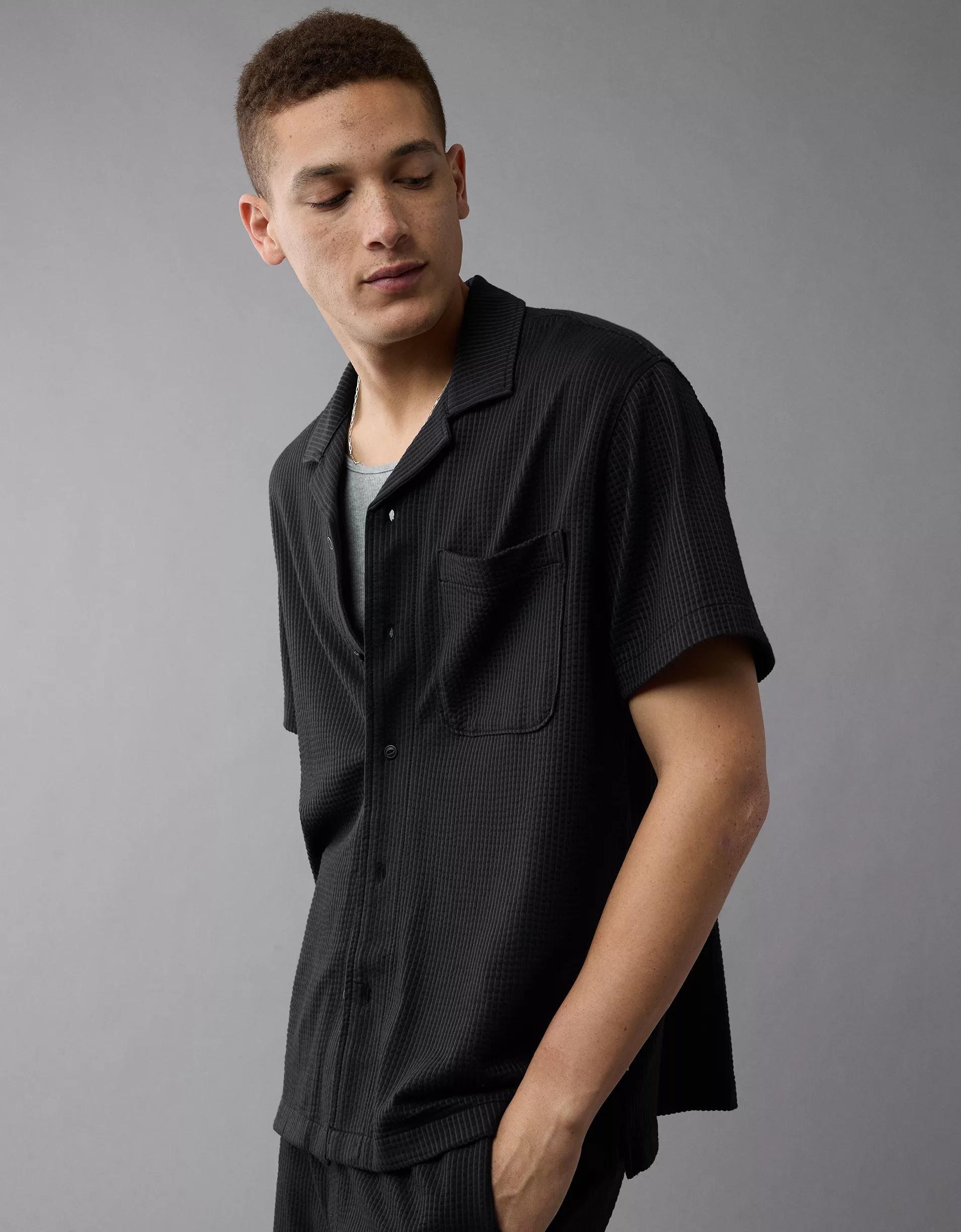 AE Seersucker Button-Up Camp Shirt Product Image