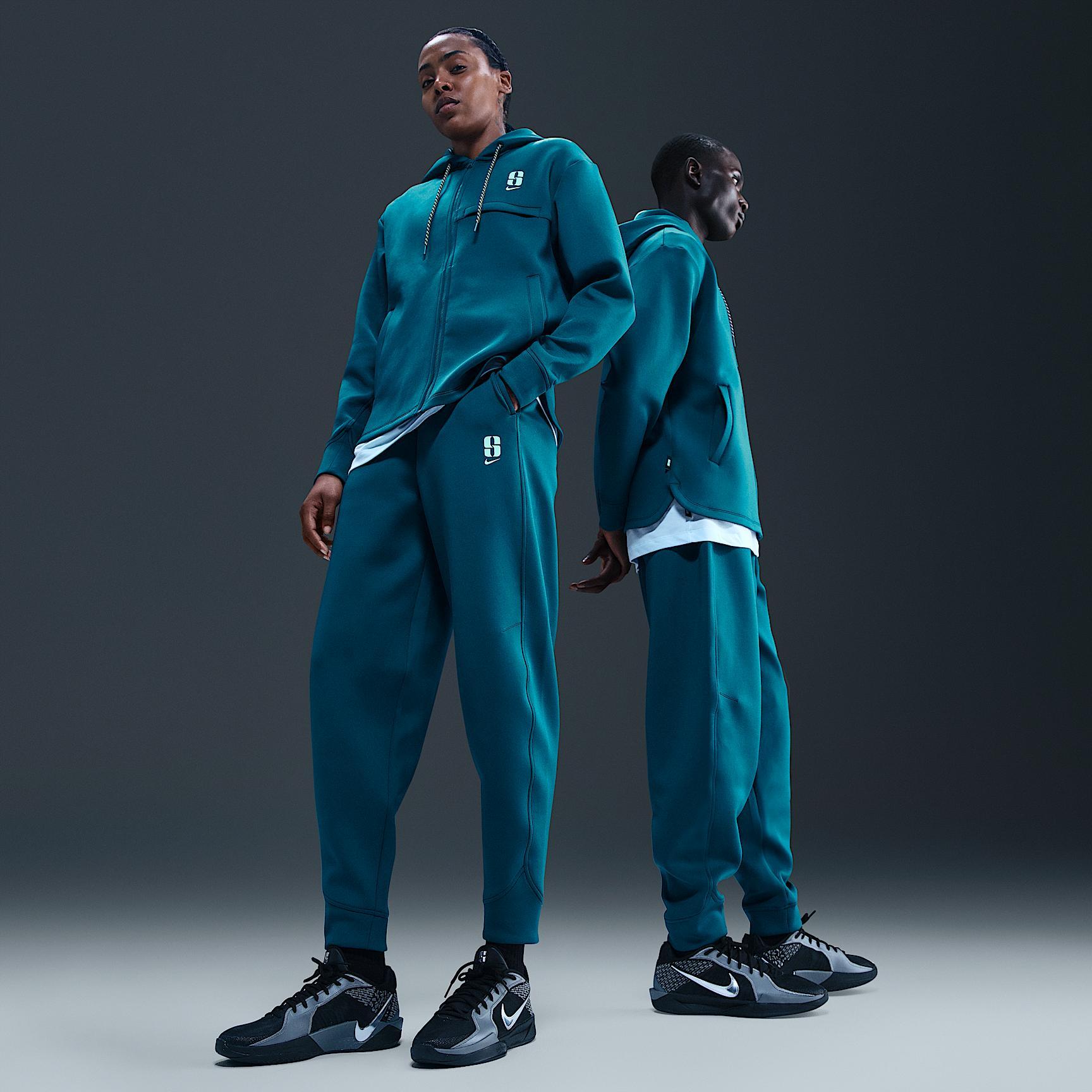 Nike Women's Sabrina Dri-FIT Loose Basketball Pants Product Image